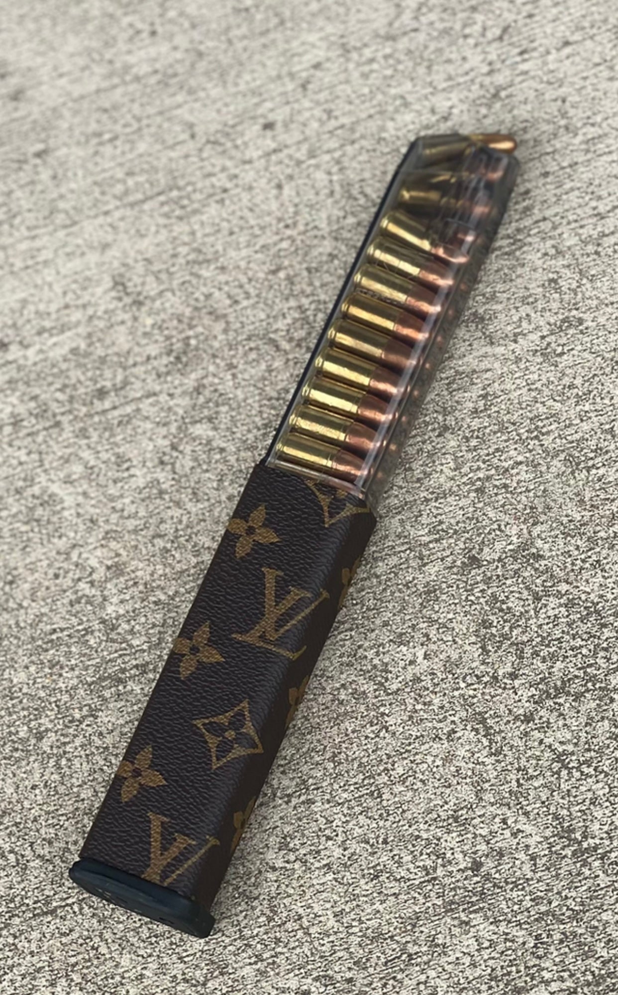 Ets 40rd brown LV mag wrap