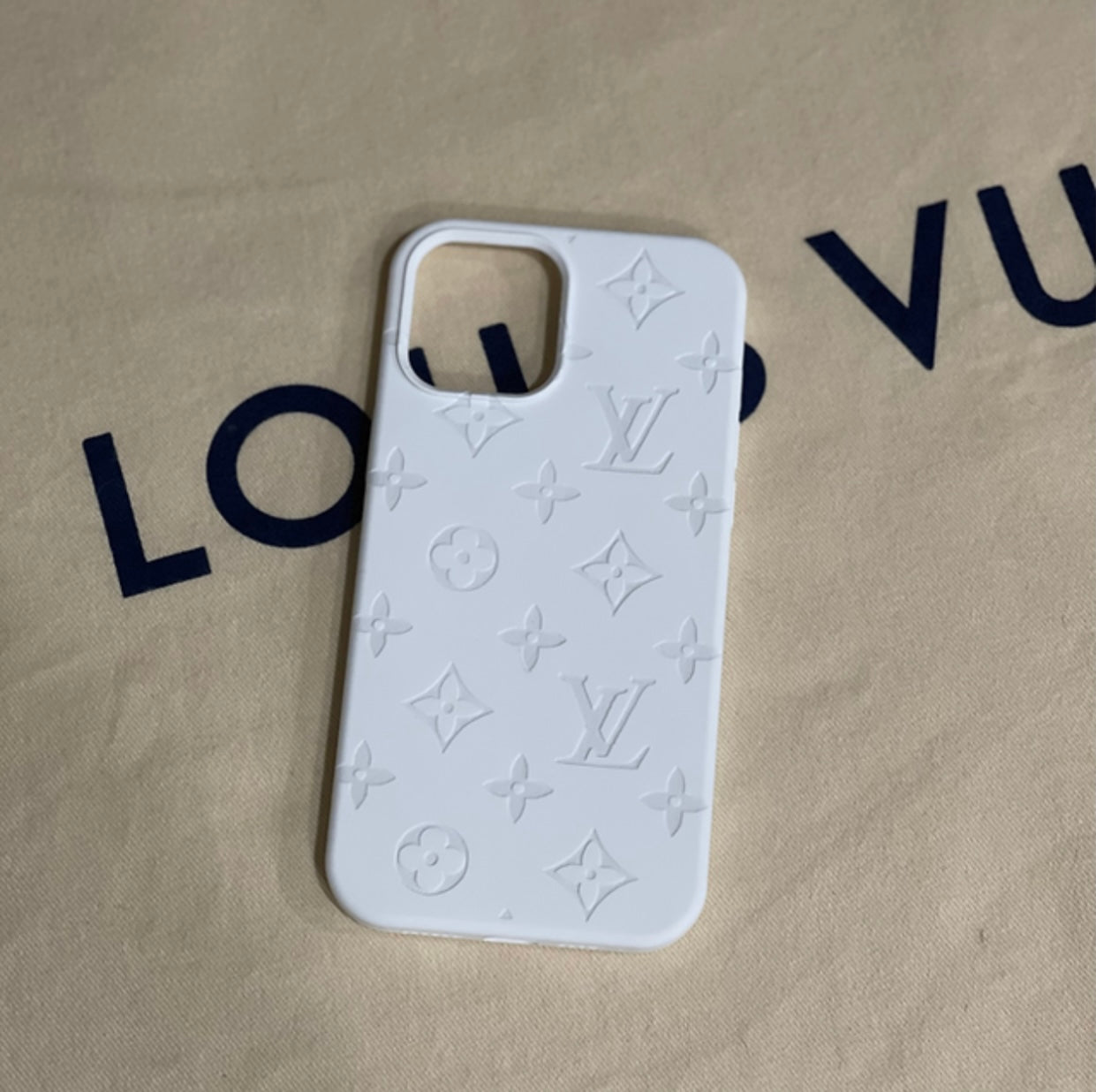 White Lv phone case come with screen protector